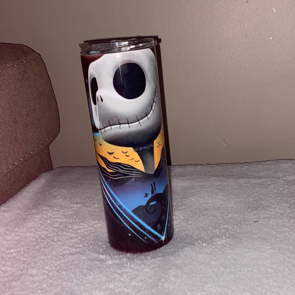 NWT The Nightmare Before Christmas:Jack &Sally, beautiful cup great NO T…